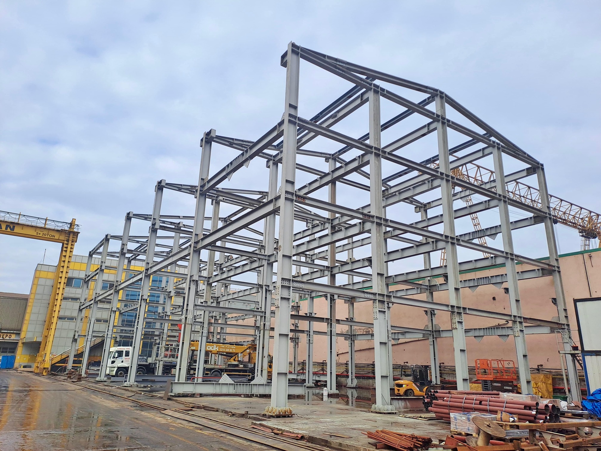 Atölye ve Sosyal Bina Projelendirme ve Uygulama